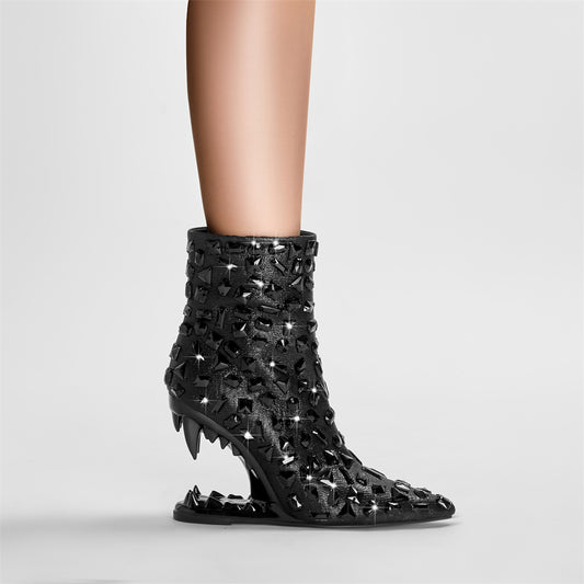 Black Animal Tooth Design Rhinestone Pointed Toe Ankle Boots