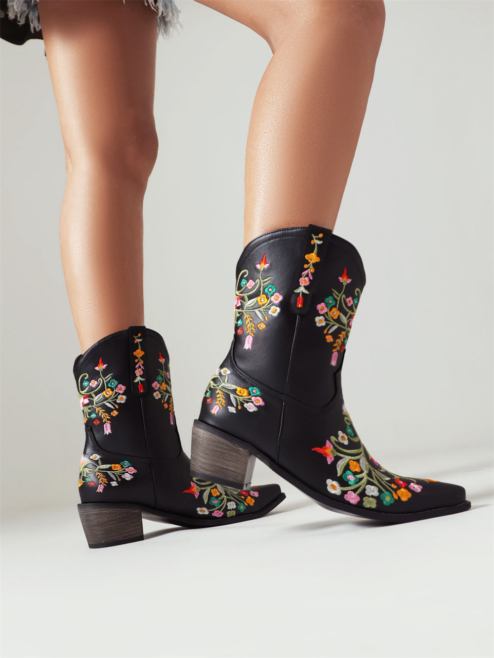 Black Embroidered Floral Western Cowboy Boots Block Heel Mid-Calf Boots