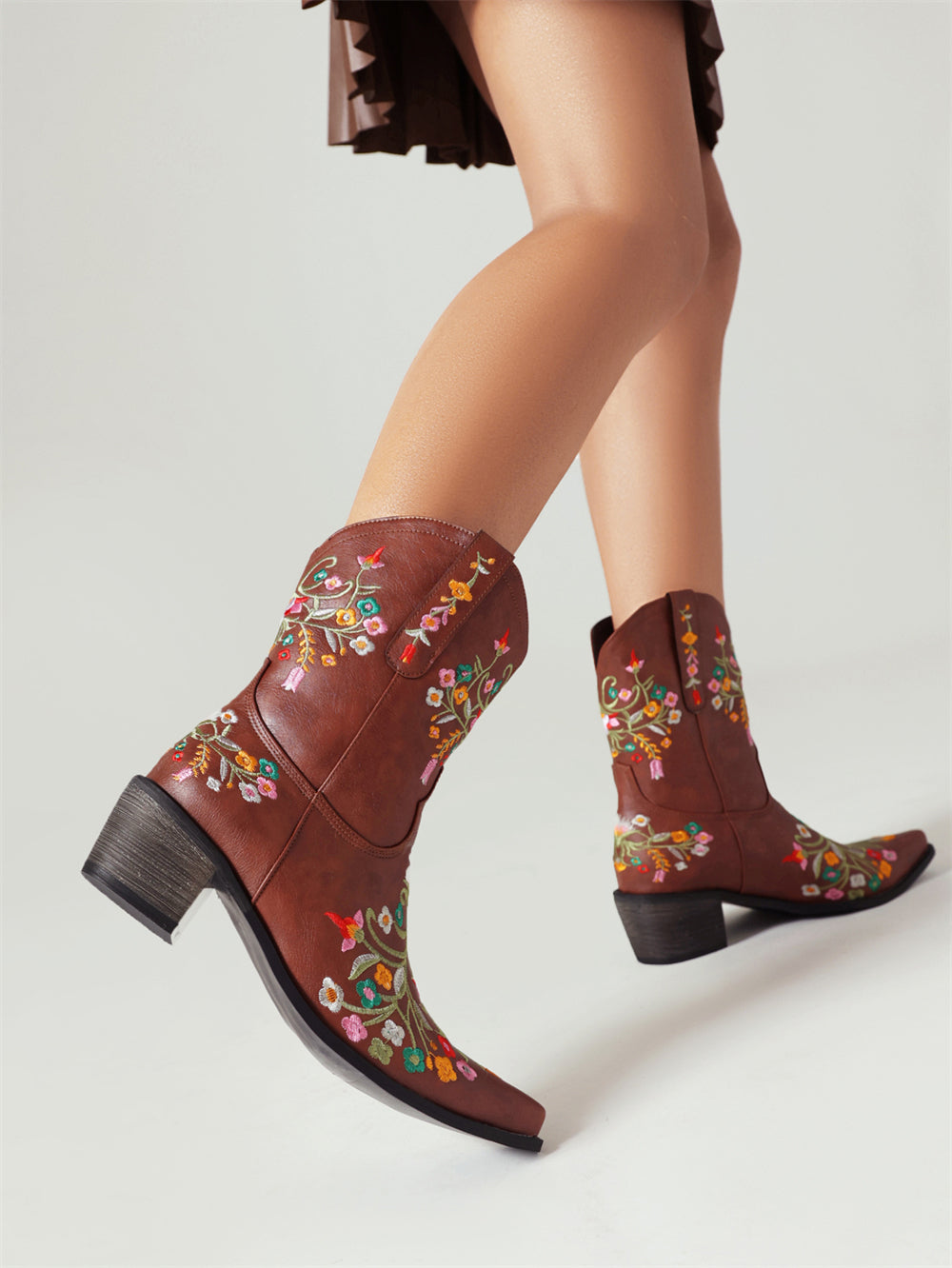 Brown Embroidered Floral Western Cowboy Boots