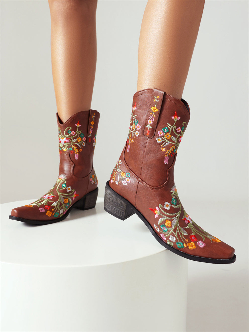 Brown Embroidered Floral Western Cowboy Boots