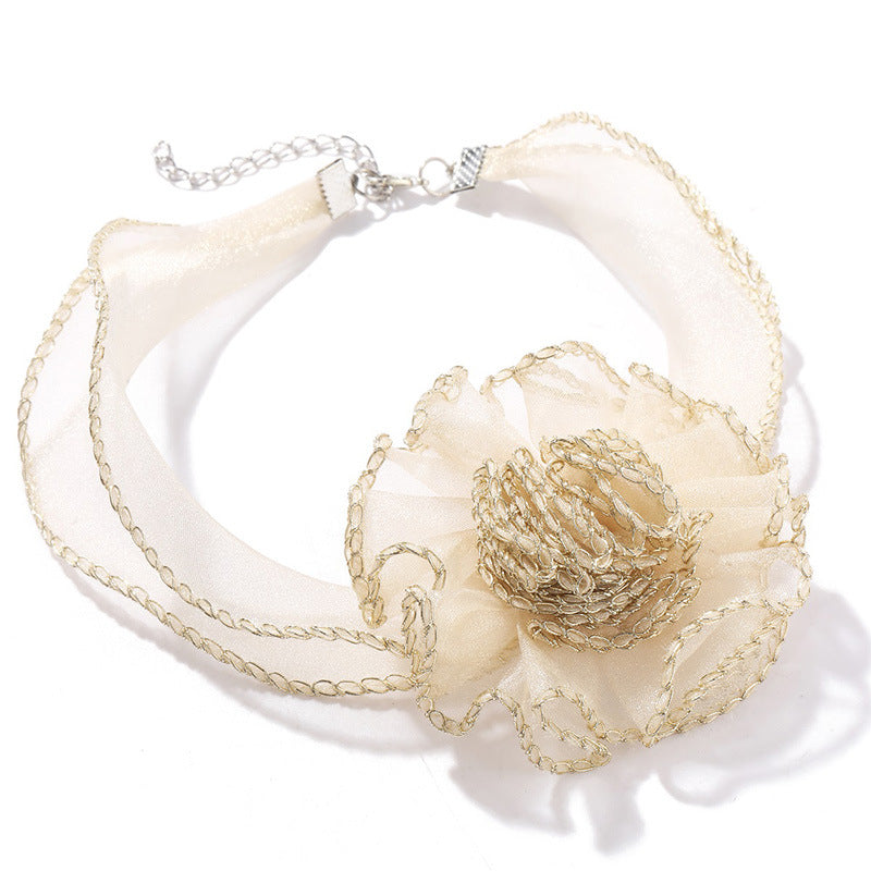 Gold mesh three-dimensional flower lace choker necklace