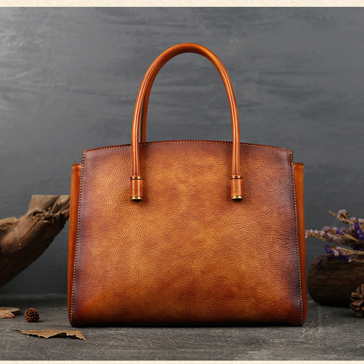 <tc>Brown Hand Painted Desert Camel Leather Tote Bag</tc>