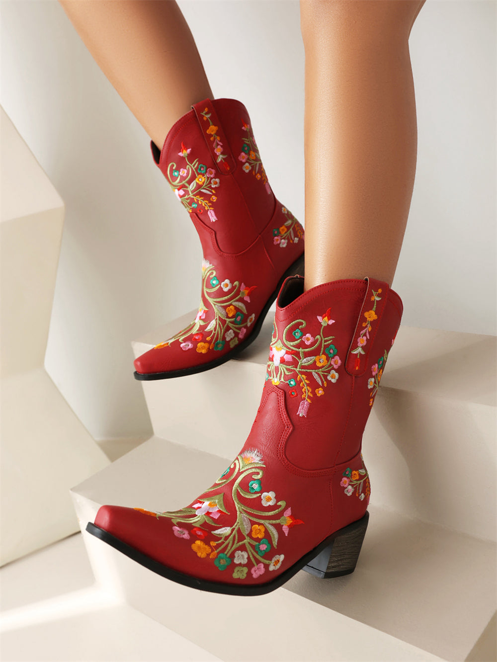 Red Embroidery Floral Western Cowboy Boots Block Heel Mid-Calf Boots