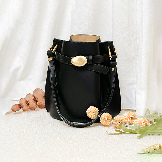 <tc>Black Retro Leather Belt Shoulder Bucket Bags</tc>