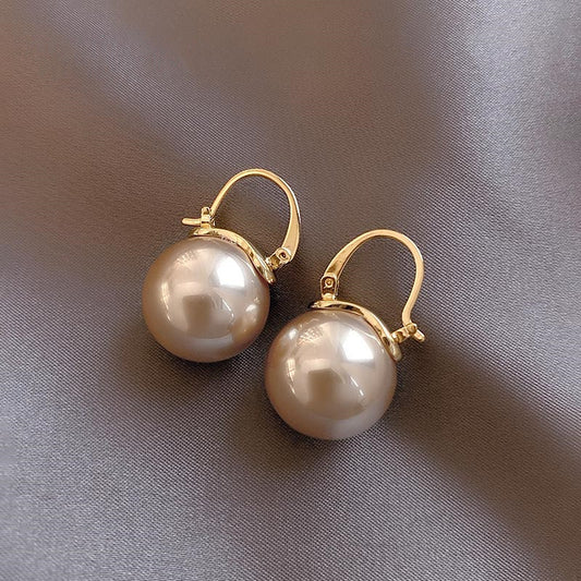 vintage senior sense pearl earrings