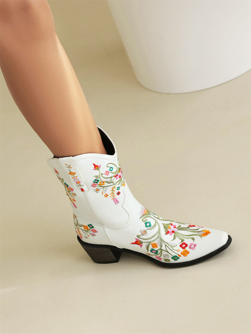 White Embroidery Floral Western Cowboy Boots Block Heel Mid-Calf Boots