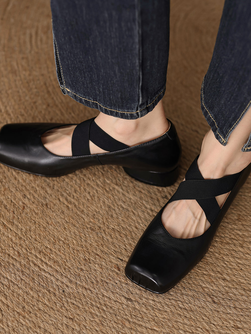 <tc>Women's Black Leather Square Toe Block Heel Ballet Shoes Low Heel Mary Jane Shoes</tc>