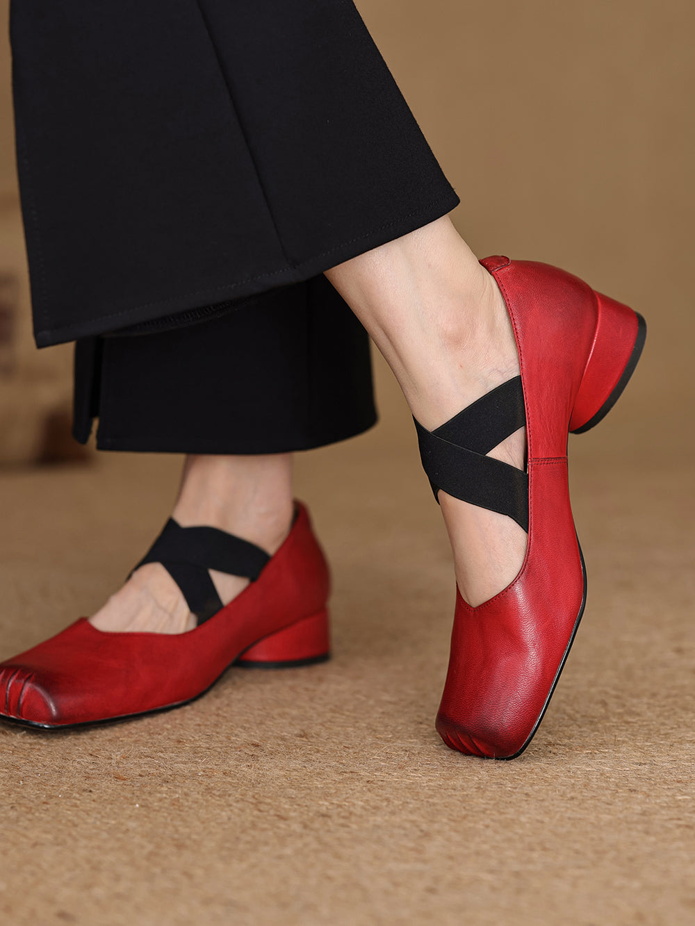 <tc>Women's Red Leather Square Toe Block Heel Ballet Shoes Low Heel Mary Jane Shoes</tc>