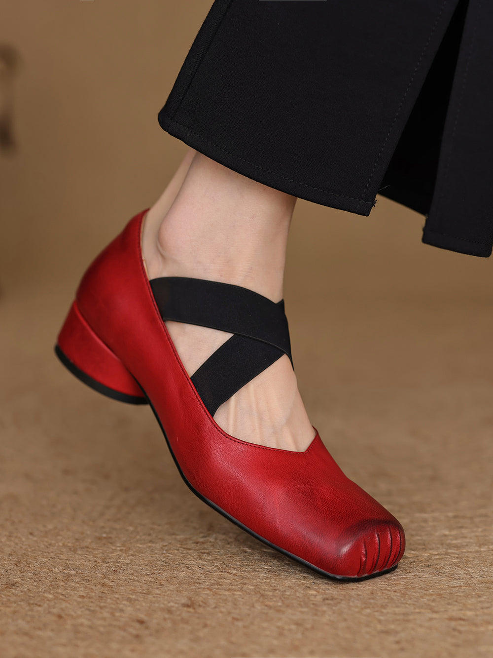 <tc>Women's Red Leather Square Toe Block Heel Ballet Shoes Low Heel Mary Jane Shoes</tc>