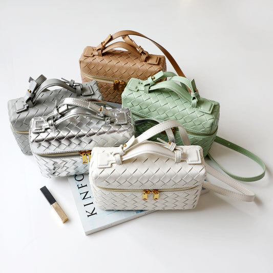 <tc>Women's White Leather Woven Bag Shoulder Mini Bag</tc>