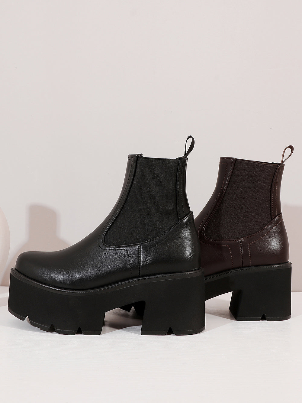 <tc>Black Vegan Leather Y2K Punk Style Chelsea Platform Boots Block Heel Platform Ankle Boots</tc>