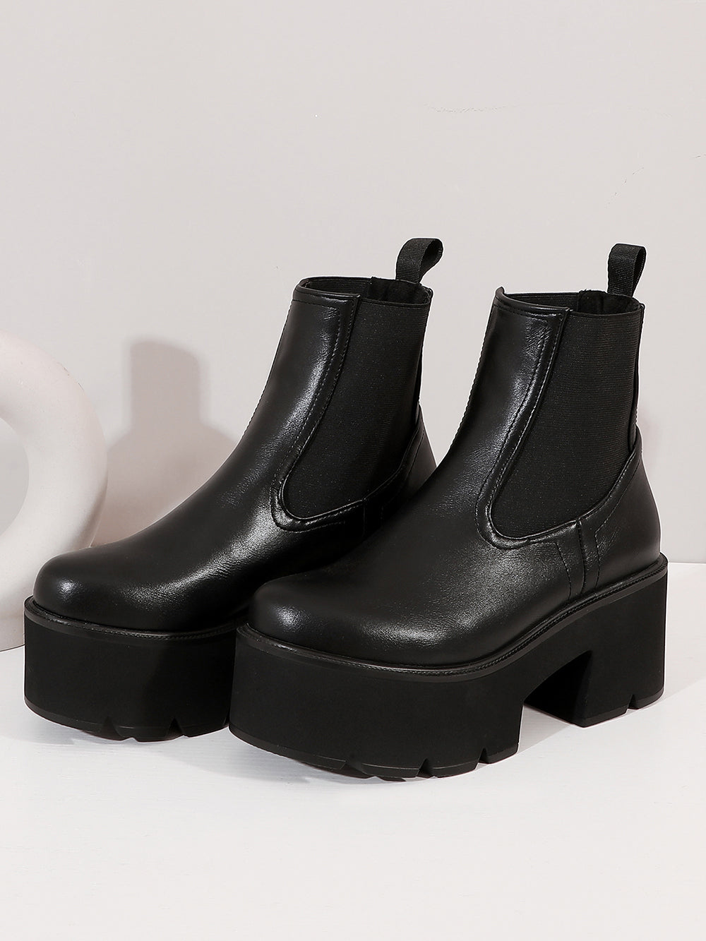 <tc>Black Vegan Leather Y2K Punk Style Chelsea Platform Boots Block Heel Platform Ankle Boots</tc>