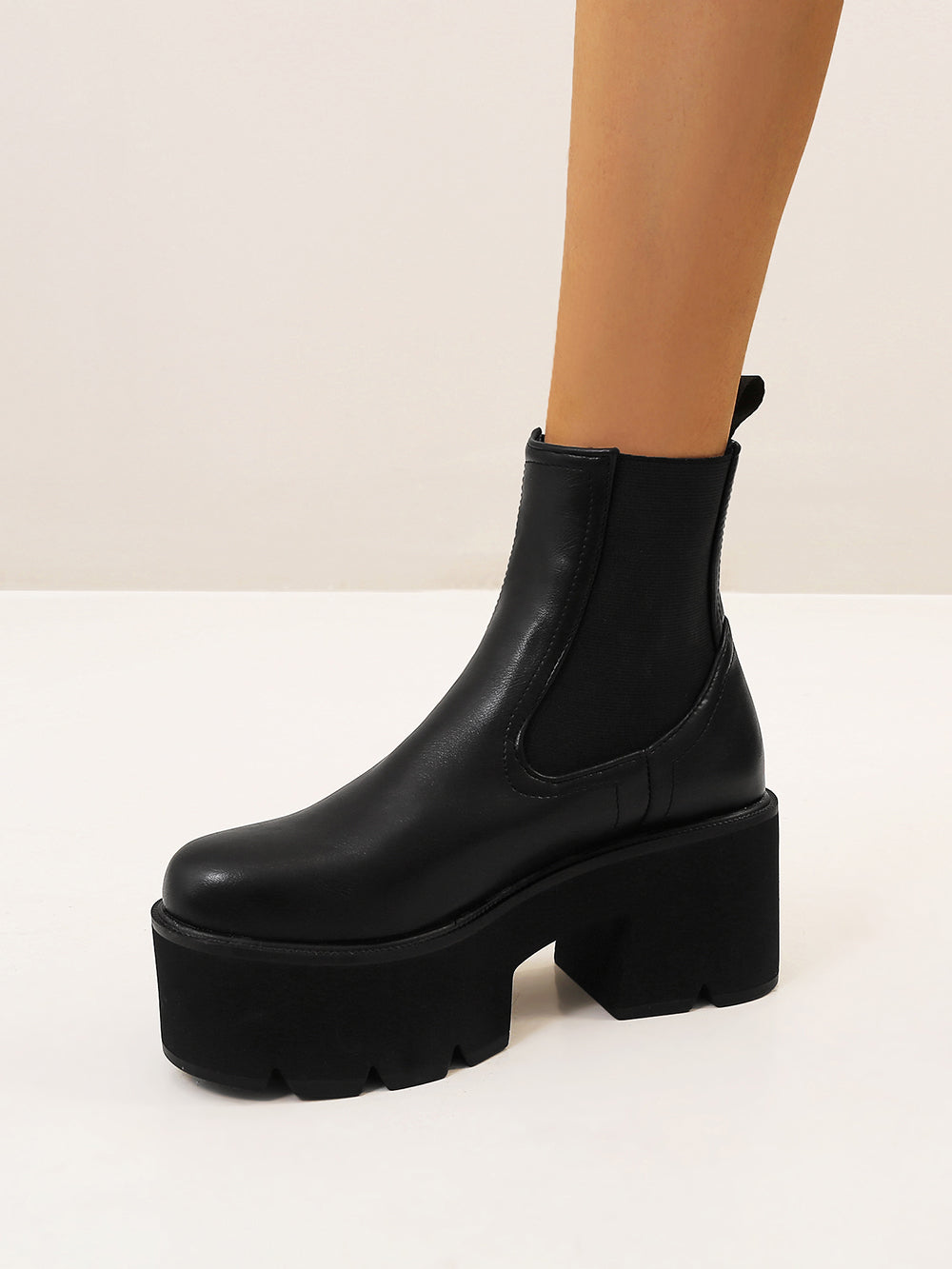 <tc>Black Vegan Leather Y2K Punk Style Chelsea Platform Boots Block Heel Platform Ankle Boots</tc>