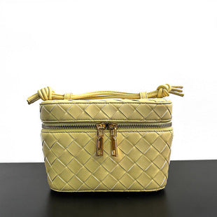 <tc>Women's Yellow Leather Woven Zipper Shoulder Mini Bags</tc>