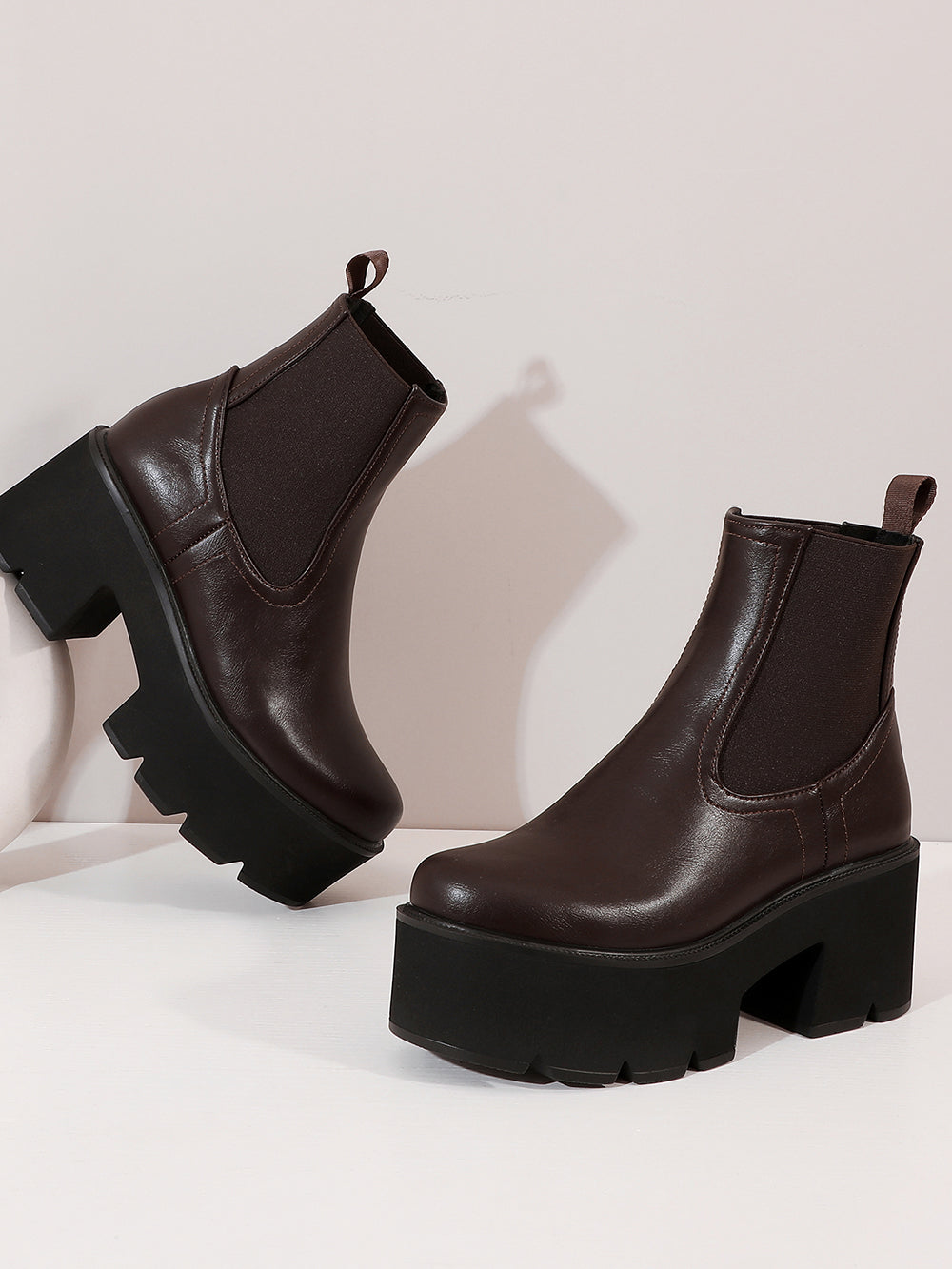 <tc>Coffee-brown Vegan Leather Y2K Punk Style Chelsea Platform Boots Block Heel Platform Ankle Boots</tc>