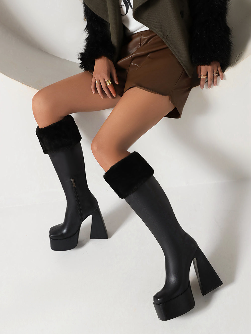 <tc>Women's Vegan Leather Square Toe Platform Furry Knee High Boots</tc>