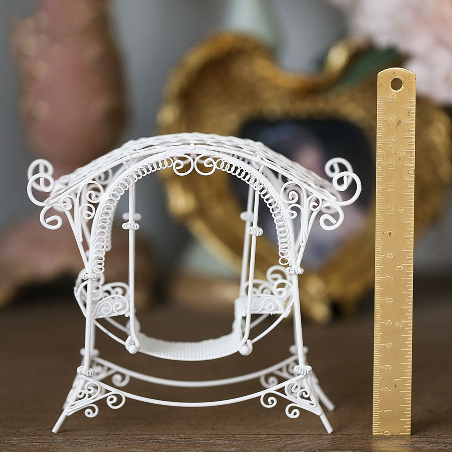 <tc>White Handicrafts Mini Furniture Iron Swing Jewelry Storage Rack Creative Home Decor</tc>