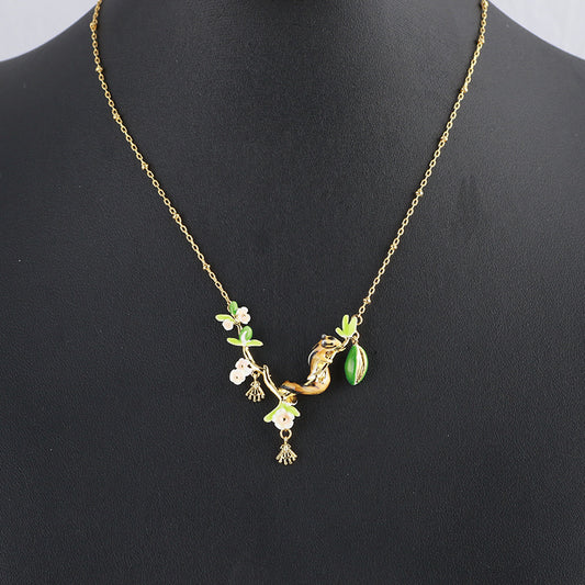 Hand Painted Enamel Glaze Cute Chipmunk Mouse Flower Pendant Fashion Necklace