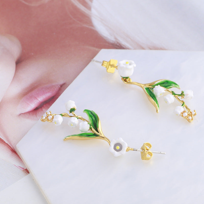 Hand Painted Enamel Glaze Retro White Lily of the Valley Flower Earrings