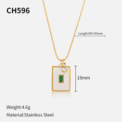 Retro Elegance Deep Emerald Pendant Necklace