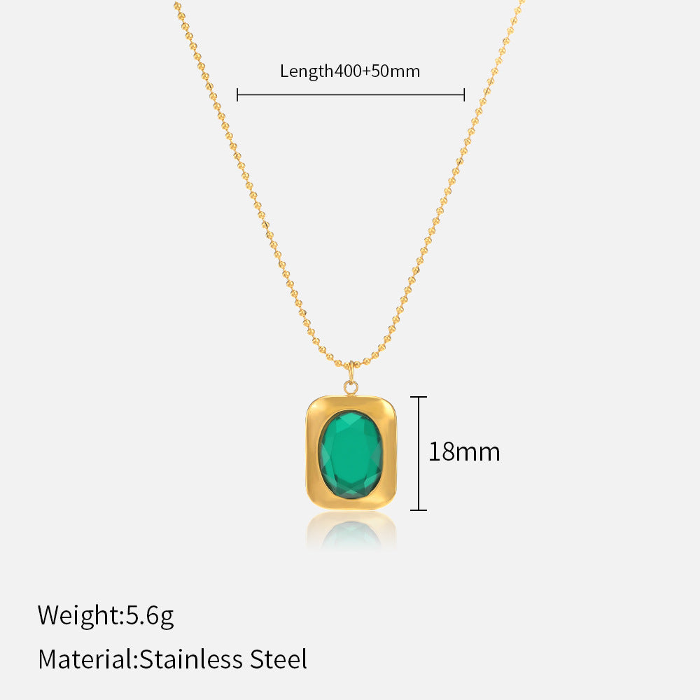 Retro Elegance Deep Emerald Pendant Necklace